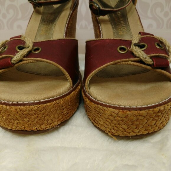 Y2K Kenneth Cole Reaction Wedge Heel Sandals Ankle Strap US Size 8.5 Red Leather - Picture 5 of 12